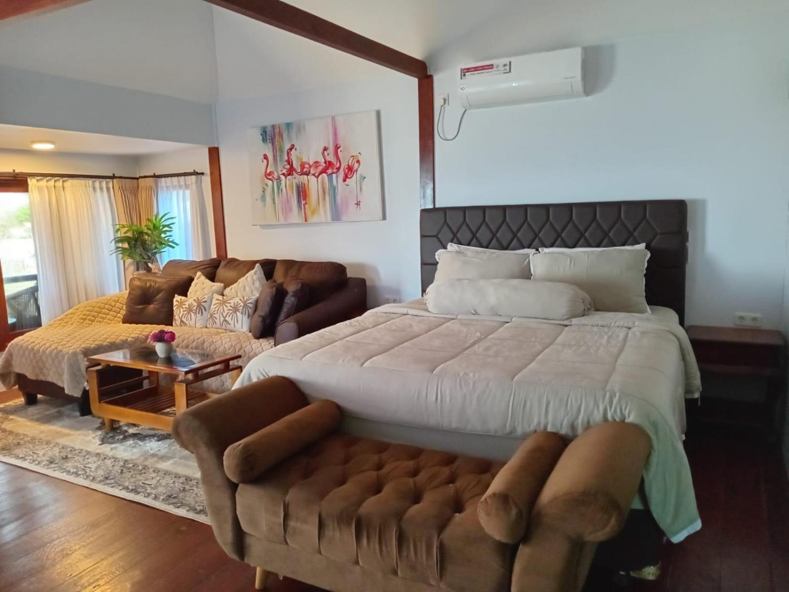 Mama Nings Beach Hotel Sekongkang Eksteriør billede