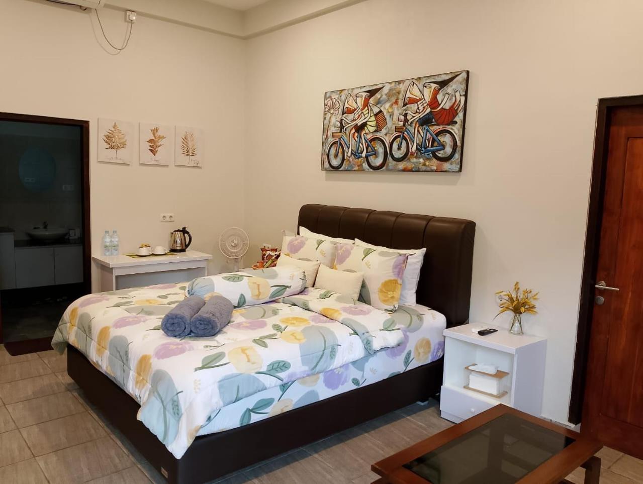 Mama Nings Beach Hotel Sekongkang Eksteriør billede